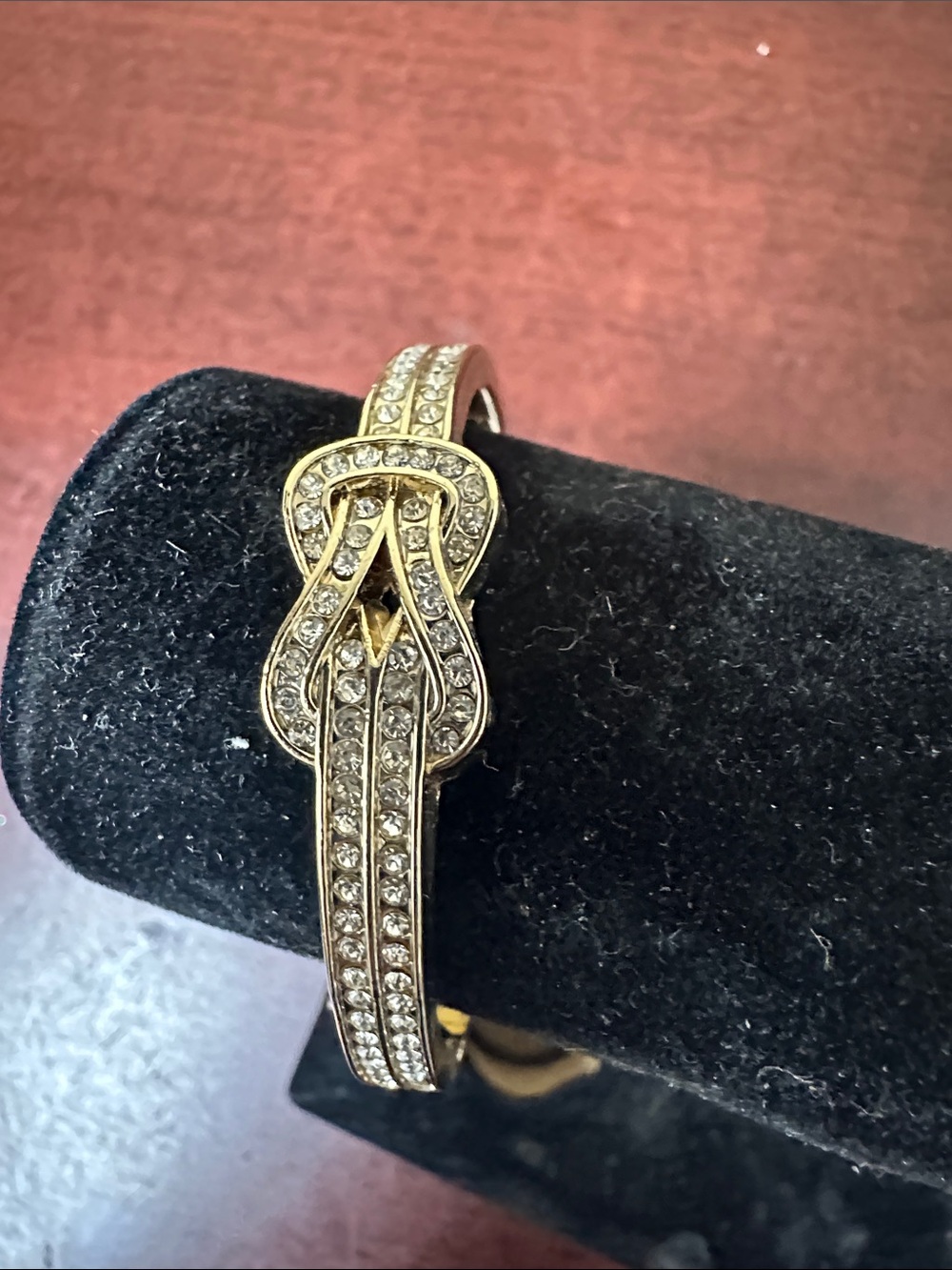 #130, NWT Gold Crystal Knot Bangle Bracelet